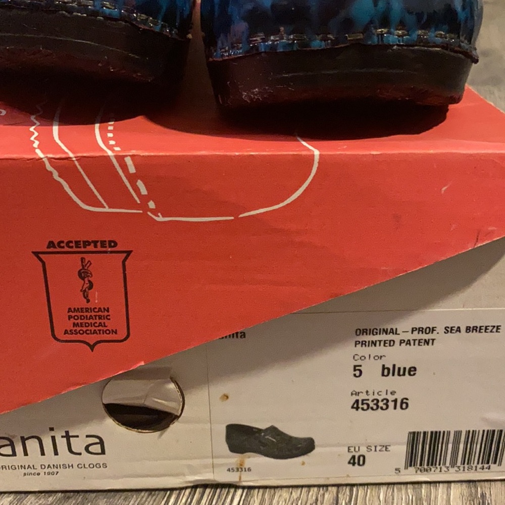 Sanita Clogs - Picture 2 of 3